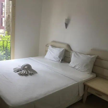 公寓式酒店 Ventum Suit Hotel 马尔马里斯